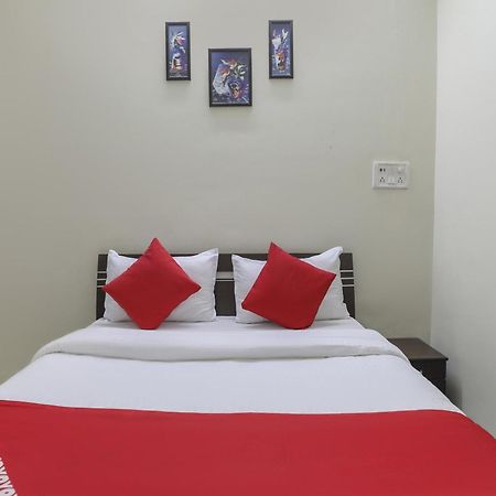 Collection O Shyam Vatika Banquet And Rooms Surat Exterior foto