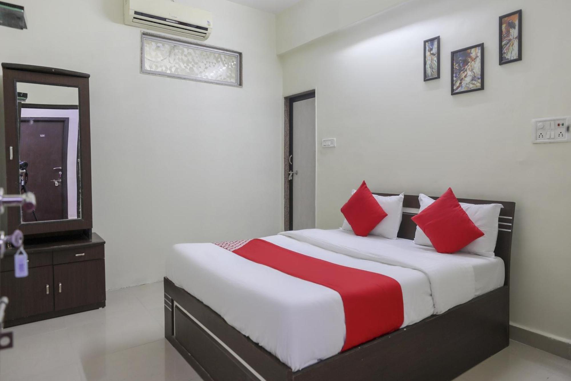 Collection O Shyam Vatika Banquet And Rooms Surat Exterior foto