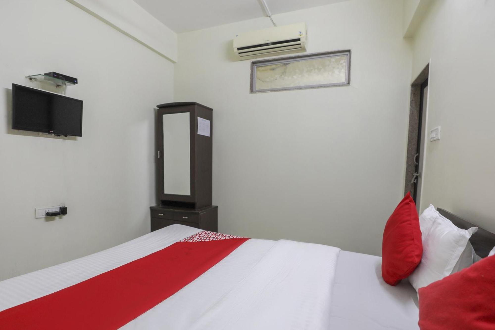 Collection O Shyam Vatika Banquet And Rooms Surat Exterior foto