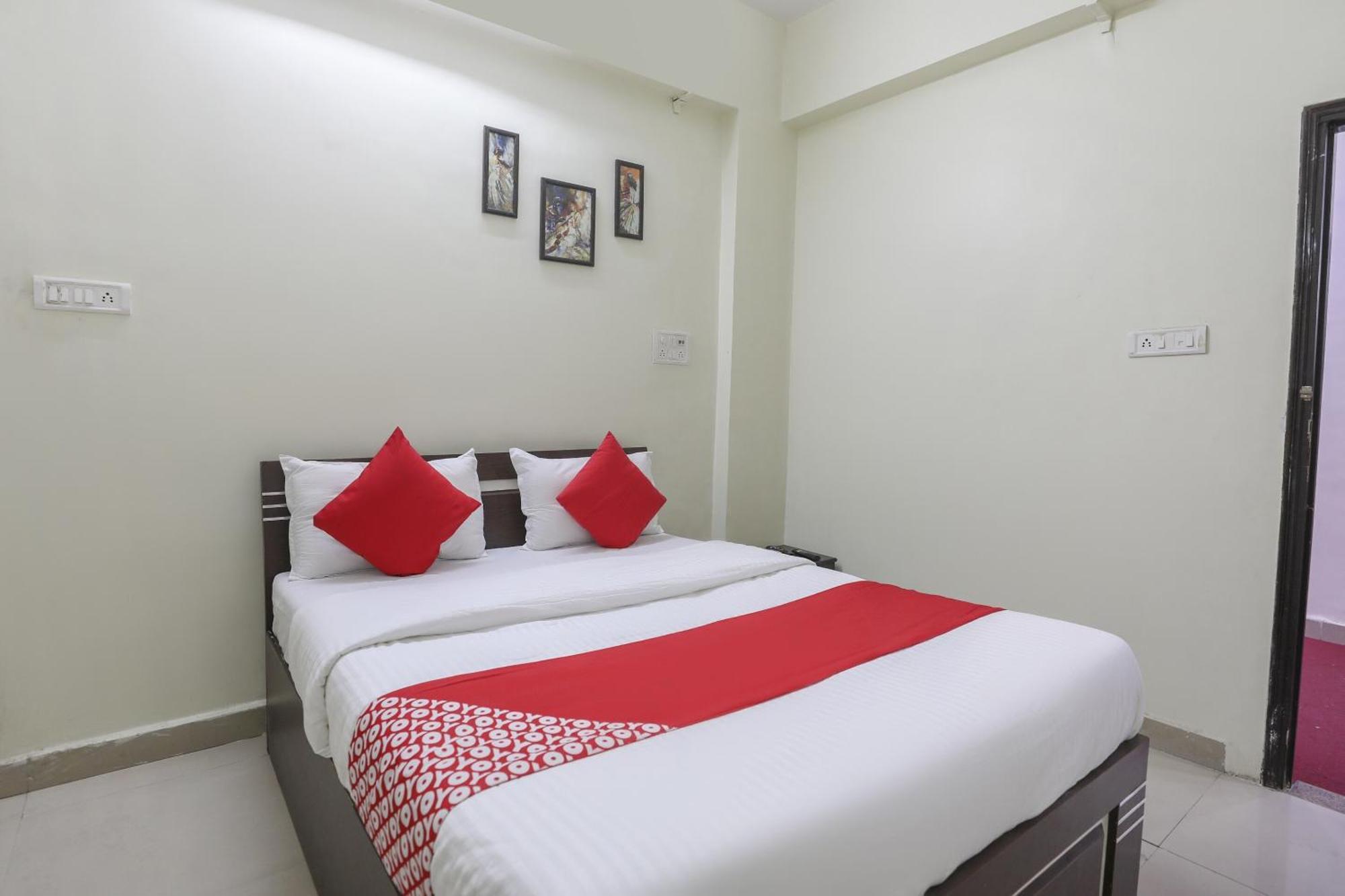 Collection O Shyam Vatika Banquet And Rooms Surat Exterior foto