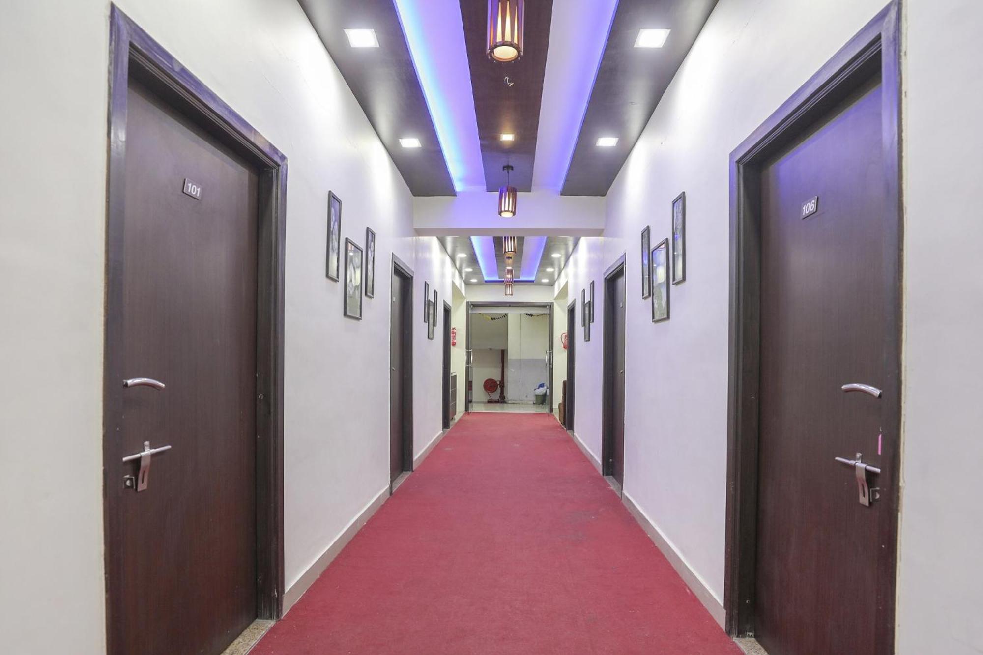 Collection O Shyam Vatika Banquet And Rooms Surat Exterior foto